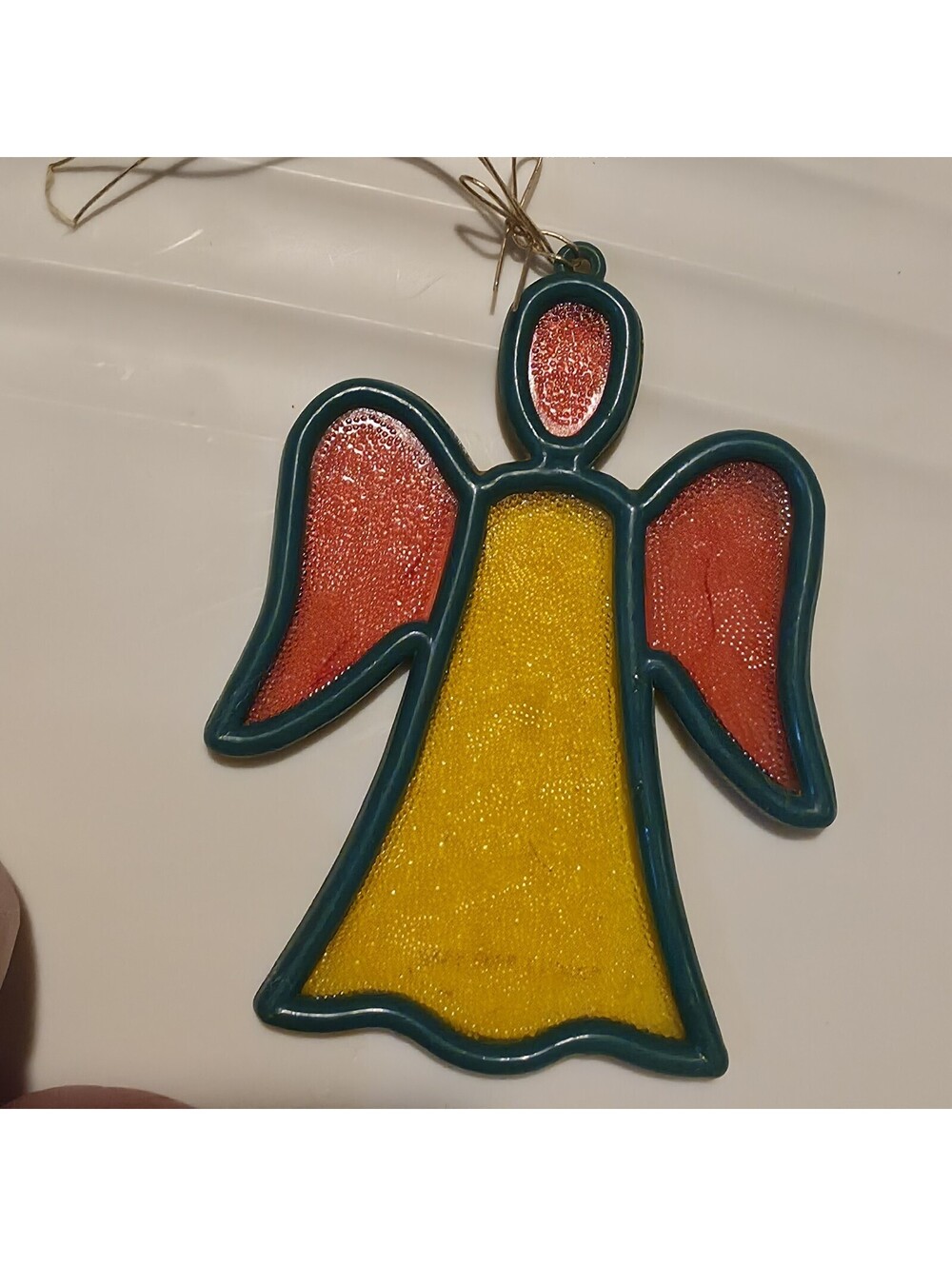 VINTAGE PLASTIC Angel SUN CATCHER STAINED GLASS LOOK CHRISTMAS ORNAMENT